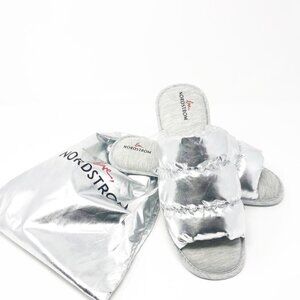 NEW Nordstrom Limited Edition Puffy Metallic Slide Slippers Silver Size XL 11-12